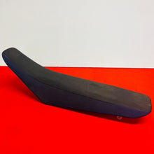 Load image into Gallery viewer, RMZ250 SEAT COMPLETE GENUINE OEM SUZUKI RMZ 250 (2007-2009)