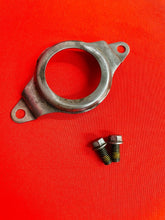 Load image into Gallery viewer, YZ400F FRONT SPROCKET MOUNT BRACKET GUARD COVER GENUINE OEM YAMAHA WR  YZ 400 F