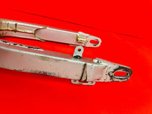 Load image into Gallery viewer, TTR225 SWING ARM SWINGARM GENUINE OEM YAMAHA TTR 225 