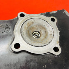 Load image into Gallery viewer, YAMAHA MX80 CYLINDER HEAD TOP END DOME CAP OEM GENUINE TY GT MX 80 (1974-1982)