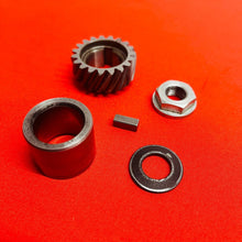 Load image into Gallery viewer, YAMAHA MX80 PRIMARY DRIVE GEAR WOODRUFF KEY OEM GENUINE TY GT MX 80 (1974-1982)