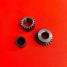 Load image into Gallery viewer, TTR50 PRIMARY DRIVE GEAR CRANK SHAFT SPACER GENUINE OEM YAMAHA TTR 50 E