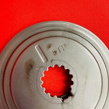 Load image into Gallery viewer, TTR110 PRIMARY DRIVE GEAR OIL SLINGER GENUINE OEM YAMAHA TTR 110 E 110E FITS ALL