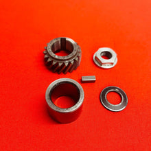 Load image into Gallery viewer, YAMAHA MX80 PRIMARY DRIVE GEAR WOODRUFF KEY OEM GENUINE TY GT MX 80 (1974-1982)