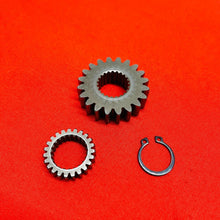 Load image into Gallery viewer, KX85 PRIMARY DRIVE GEAR CRANK SHAFT OEM GENUINE KAWASAKI KX 85 100 (2001-2013)