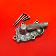 Load image into Gallery viewer, YZ250 WATER PUMP COVER IMPELLER HOUSING GENUINE OEM YAMAHA YZ 250 (1999-2024)