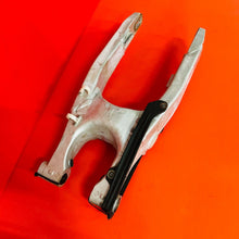 Load image into Gallery viewer, YZ400F SWING ARM SWINGARM GENUINE OEM YAMAHA WR YZ 400 F (1998-2000)