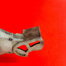 Load image into Gallery viewer, YZ80 STATOR COVER FLYWHEEL ENGINE CASE GENUINE OEM YAMAHA YZ 80 (1993-2001)