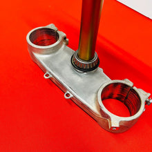 Load image into Gallery viewer, RMZ250 TRIPLE CLAMPS TREES OVERSIZE BARS 1 7/8 GENUINE OEM SUZUKI RMZ 250 (07-09