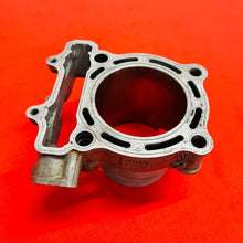 Load image into Gallery viewer, RMZ250 CYLINDER JUG NICE TOP ENSTOCK BORE GENUINE OEM SUZUKI RMZ 250 (2004-2008)