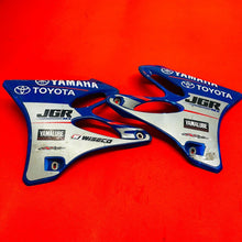 Load image into Gallery viewer, YZ250 SHROUDS PLASTICS TANK COVERS GENUINE OEM YAMAHA YZ 250 (2002-2005)