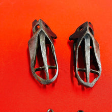 Load image into Gallery viewer, CRF250R FOOT PEGS LEFT RIGHT SPRINGS GENUINE OEM HONDA CRF 250 R (2004-2008)