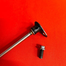 Load image into Gallery viewer, YZ400F INNER ENGINE OIL LINE PIPE GENUINE OEM YAMAHA WR YZ 400 F (1998-2000)