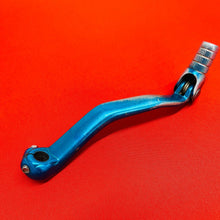 Load image into Gallery viewer, YZ250 SHIFTER GEAR SHIFT LEVER PEDAL ALUMINUM YAMAHA YZ 250 (2002-2022)