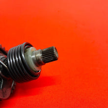 Load image into Gallery viewer, KX85 KICK START SHAFT STARTER GEAR SPINDLE OEM GENUINE KAWASAKI KX 85 100 (01-13