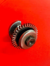 Load image into Gallery viewer, TTR225 COUNTER SHAFT CRANKSHAFT BALANCER OEM GENUINE YAMAHA TTR 225