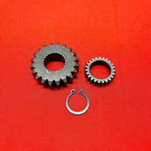 Load image into Gallery viewer, KX100 PRIMARY DRIVE GEARS CRANK CIRCLIP OEM GENUINE KAWASAKI KX 85 100 (06-13)