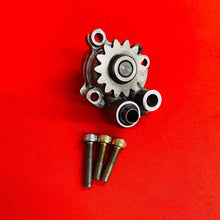 Load image into Gallery viewer, WR250F OIL PUMP COMPLETE GENUINE OEM YAMAHA WR 250 F (03-06)