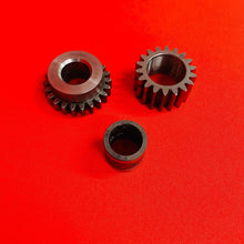 Load image into Gallery viewer, TTR50 PRIMARY DRIVE GEAR CRANK SHAFT SPACER GENUINE OEM YAMAHA TTR 50 E 