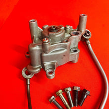 Load image into Gallery viewer, TRX250 ATC250 OIL PUMP COMPLETE OEM GENUINE HONDA TRX ATC 250 X