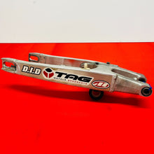 Load image into Gallery viewer, RMZ450 SWING ARM SWINGARM GENUINE OEM SUZUKI RMZ 450 (2005-2007)