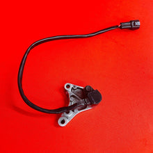 Load image into Gallery viewer, KAWASAKI NINJA 650 R KICK STAND SENSOR PLUG SWITCH GENUINE OEM EX650R (06-08)