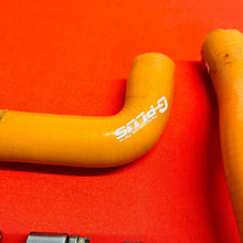 Load image into Gallery viewer, KTM65 RADIATOR HOSE KIT ORANGE HOSES LINE PIPES CLAMPS KTM 65 SX (2003-2008)