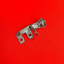 Load image into Gallery viewer, CRF250R WIRING MOUNT CONNECTOR PLATE CLAMP MOUNT GENUINE OEM HONDA CRF 250 R