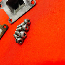 Load image into Gallery viewer, YAMAHA MX80 REEDS VALVE CAGE INTAKE MANIFOLD OEM GENUINE TY GT MX 80 (1974-1982)