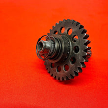 Load image into Gallery viewer, CRF450R KICK START SHAFT STARTER GEAR GENUINE OEM HONDA CRF 450 R (2002-2008)