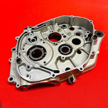 Load image into Gallery viewer, DRZ125 ENGINE CASES MATCHING CRANKCASE OEM GENUINE SUZUKI DR-Z DRZ 125 L (03-07)