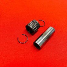 Load image into Gallery viewer, KTM85 PISTON WRIST PIN BEARING CIRCLIPS OEM GENUINE KTM 85 105 SX XC (2003-2011)
