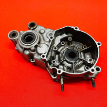 Load image into Gallery viewer, KX100 ENGINE CASES MATCHING CRANK CASE OEM GENUINE KAWASAKI KX 85 100 (2006-2013