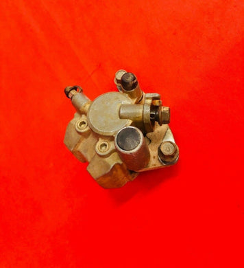 YAMAHA BLASTER FRONT BRAKE CALIPER OEM GENUINE YAMAHA YFS 200 YFS200