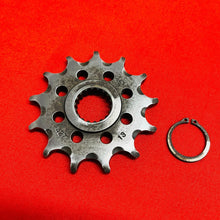 Load image into Gallery viewer, RMZ250 FRONT SPROCKET 13T CIRCLIP GENUINE OEM SUZUKI RMZ 250 (2007-2009)