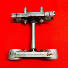 Load image into Gallery viewer, CRF250R TRIPLE CLAMPS TREES GENUINE OEM HONDA CRF 250 R (05-07)