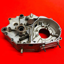 Load image into Gallery viewer, DRZ125 CRANK CASE ENGINE CASES OEM GENUINE SUZUKI DR-Z DRZ 125 L (2003-2007)
