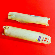 Load image into Gallery viewer, CRF250R FORK GUARDS COVERS PLASTICS SHIELDS GENUINE OEM HONDA CRF 250 450 R X