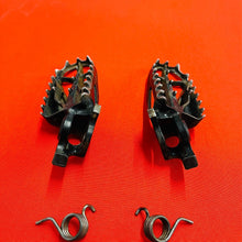 Load image into Gallery viewer, CRF250R FOOT PEGS LEFT RIGHT SPRINGS GENUINE OEM HONDA CRF 250 R (2004-2008)