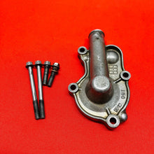 Load image into Gallery viewer, YZ250 WATER PUMP COVER IMPELLER HOUSING GENUINE OEM YAMAHA YZ 250 (99-24)