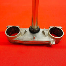 Load image into Gallery viewer, CRF450R TRIPLE CLAMPS TREES OVERSIZE BARS GENUINE OEM HONDA CRF 450 R (05-07)