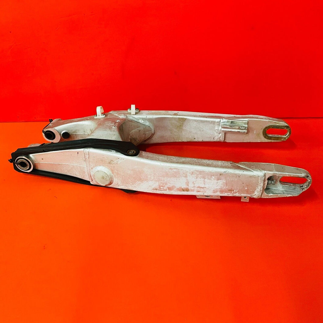 YZ400F SWING ARM SWINGARM GENUINE OEM YAMAHA WR YZ 400 F (1998-2000)