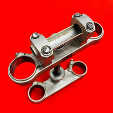 Load image into Gallery viewer, KTM85 TRIPLE CLAMPS TREES OEM GENUINE KTM 85 105 SX XC (2003-2011)