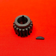 Load image into Gallery viewer, CRF150F PRIMARY DRIVE GEAR WOODRUFF KEY GENUINE OEM HONDA CRF 150 F (2003-2005)