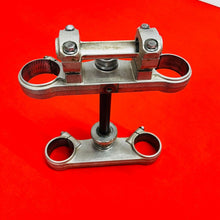 Load image into Gallery viewer, KTM85 TRIPLE CLAMPS TREES OEM GENUINE KTM 85 105 SX XC (2003-2011)