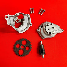 Load image into Gallery viewer, XR75 OIL PUMP COMPLETE GENUINE OEM HONDA XR 75 (73-79)