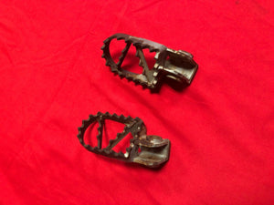 KTM85 FOOTPEGS FOOT PEGS OEM KTM 85 SX 04 05 06 07 08 09