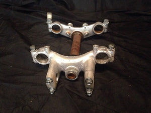 KX60 KX 60 COMPLETE OEM TRIPLE TREE FORK CLAMPS STEM BAR MOUNTS