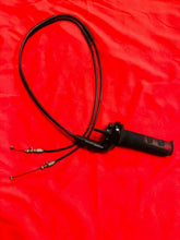 Load image into Gallery viewer, CRF450R THROTTLE AND CABLES TWIST GRIP OEM HONDA CRF 450 R