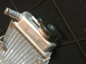 CRF250X RADIATOR FILL SIDE WITH CAP HONDA CRF 250 X